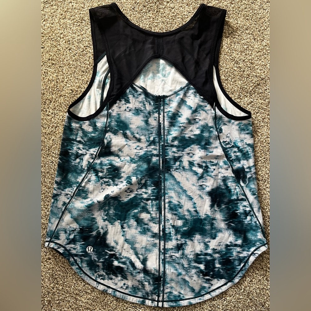 Lululemon Sculpt Tank - Picture 4 of 5